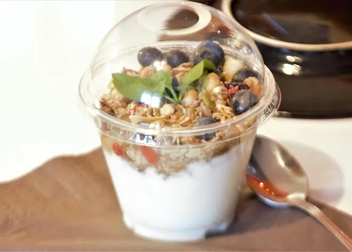 In - Potulicka Hotel *